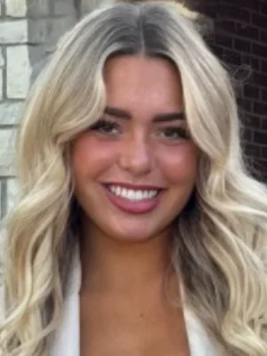 Caroline Hameister - Education